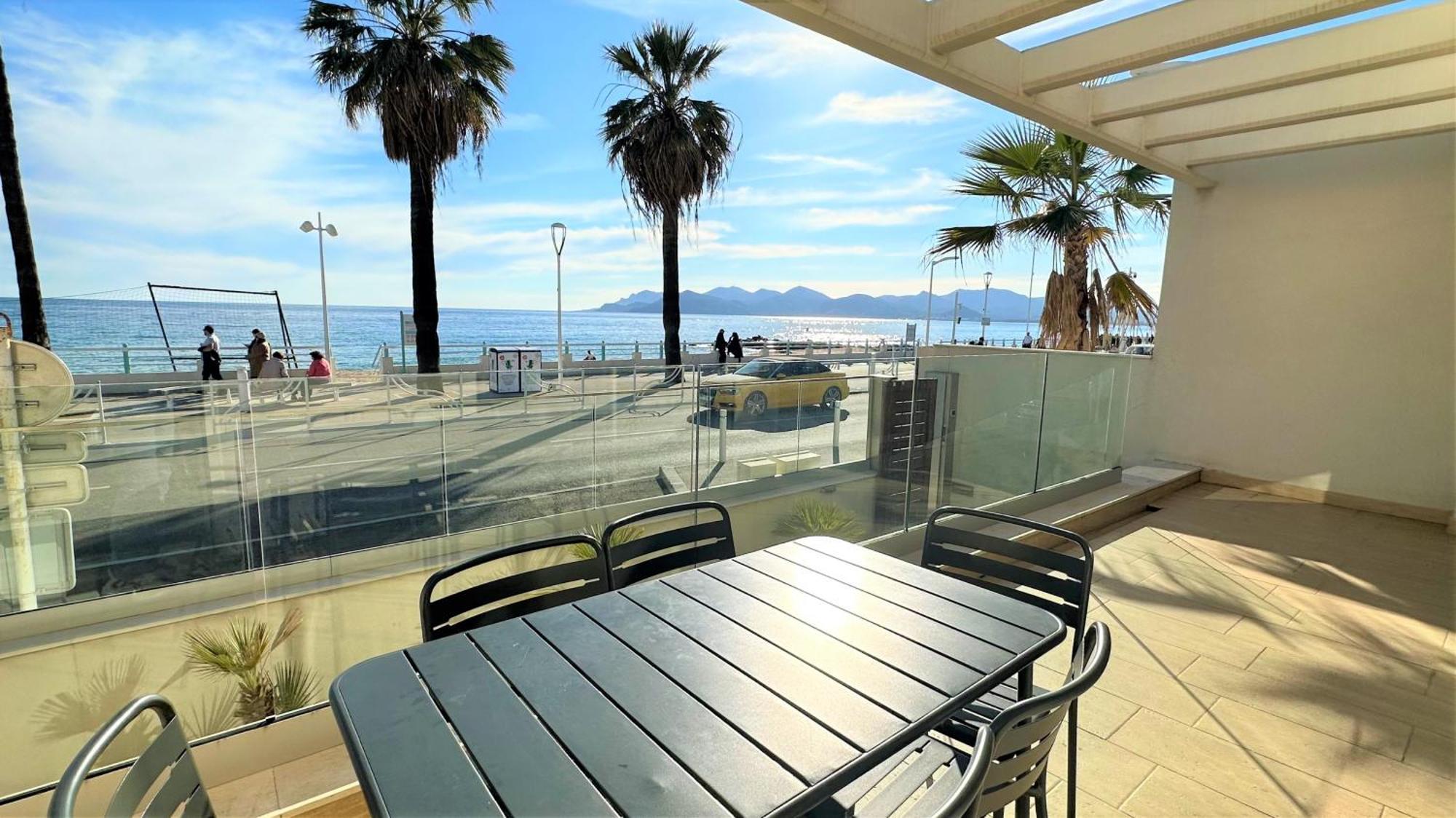 Le Midi 8 By Estates คานส์ ภายนอก รูปภาพ